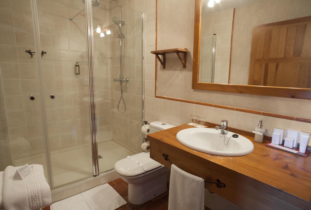 Hotel Hospederia de Santo Domingo Pedraza Esterno foto